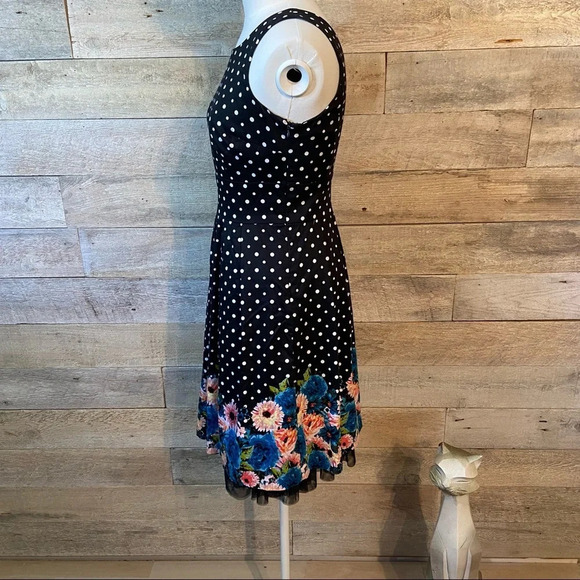 Suzy‎ Shier polka  dot dress in size x-small - Picture 2 of 10